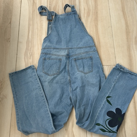 Overalls - Picture 7 of 8